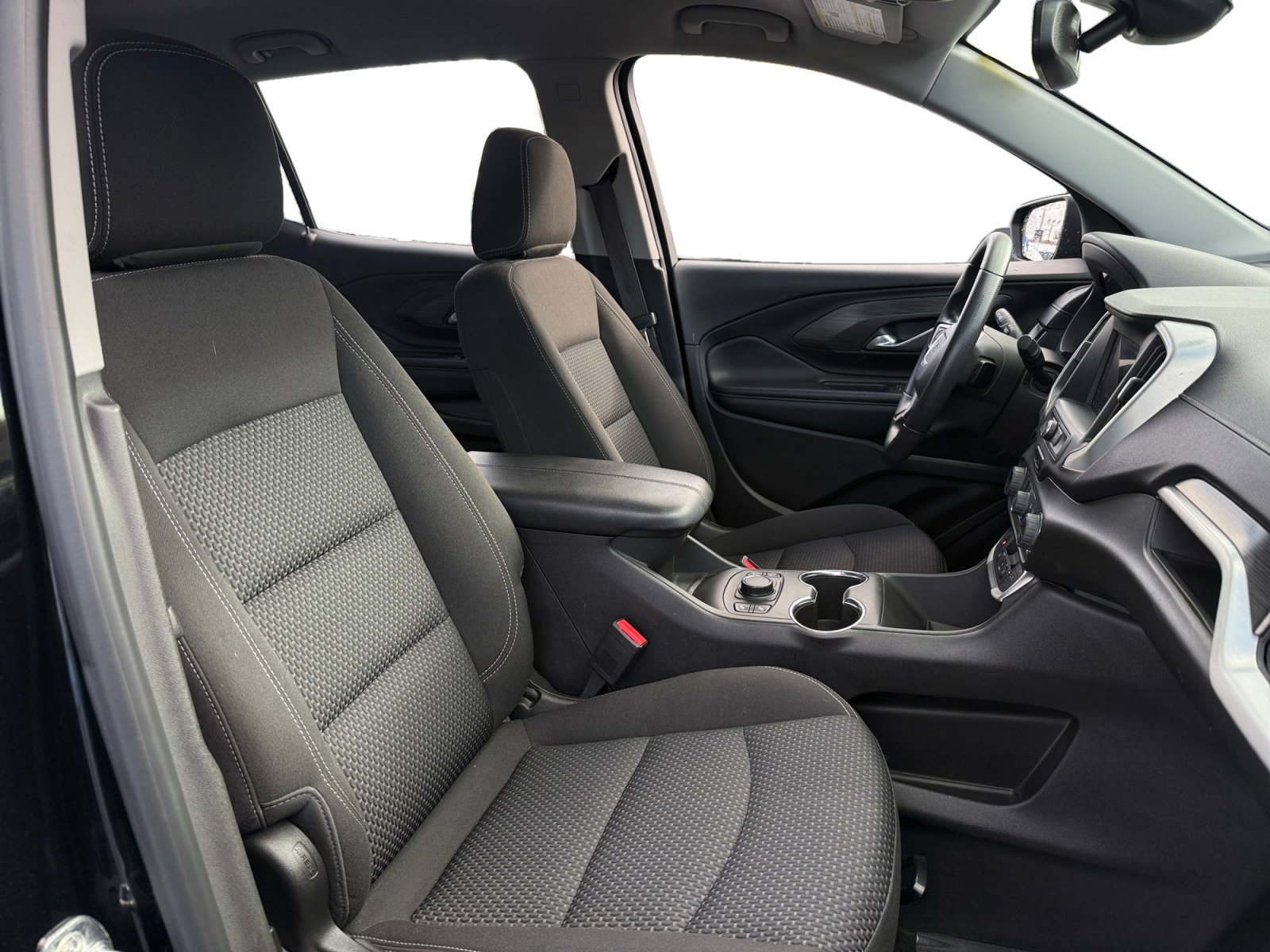 Used 2022 GMC Terrain SLE w/ Driver Convenience Package image 14