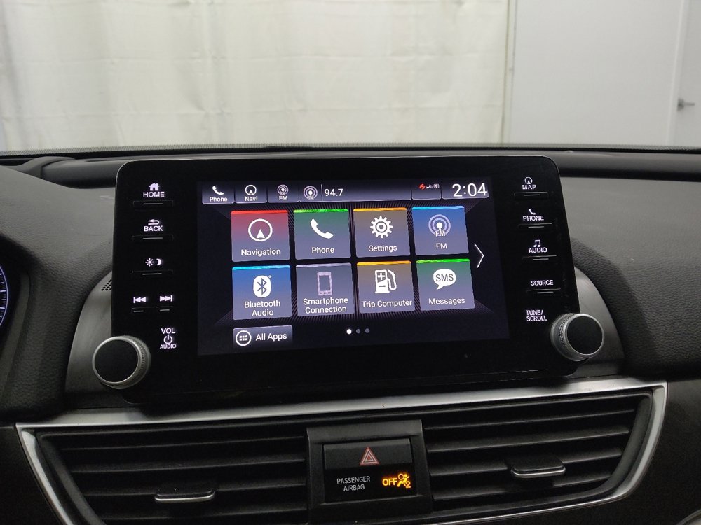 Used 2018 Honda Accord Touring image 25
