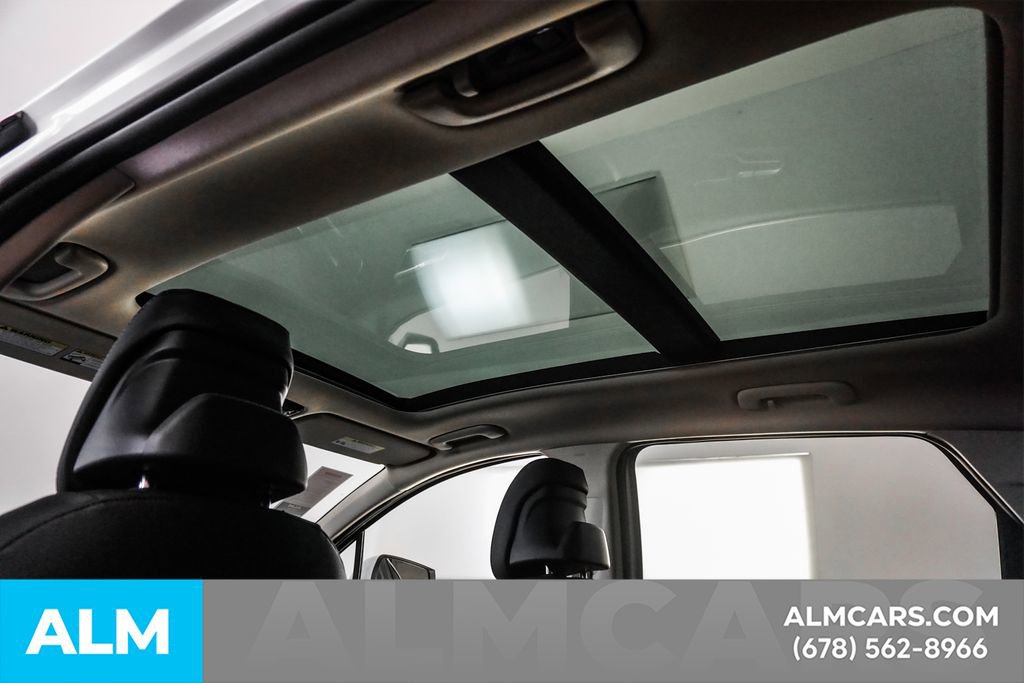 Used 2025 Kia Sportage EX w/ Premium Package FWD image 22