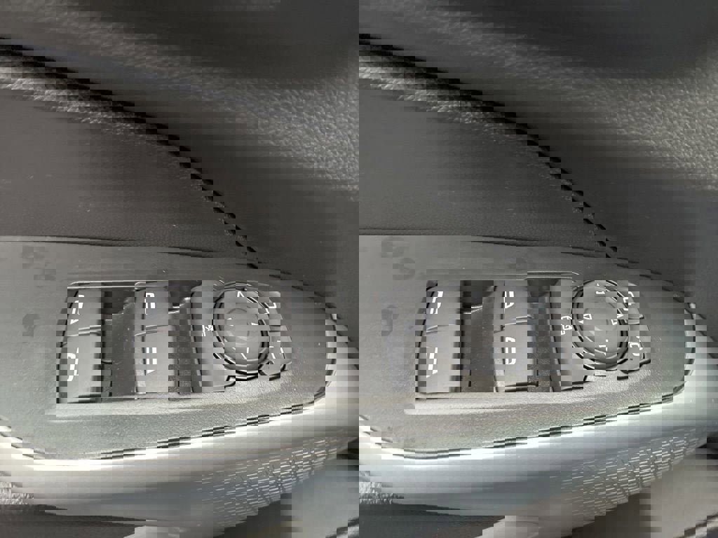 New 2026 Chevrolet Trax LS image 21