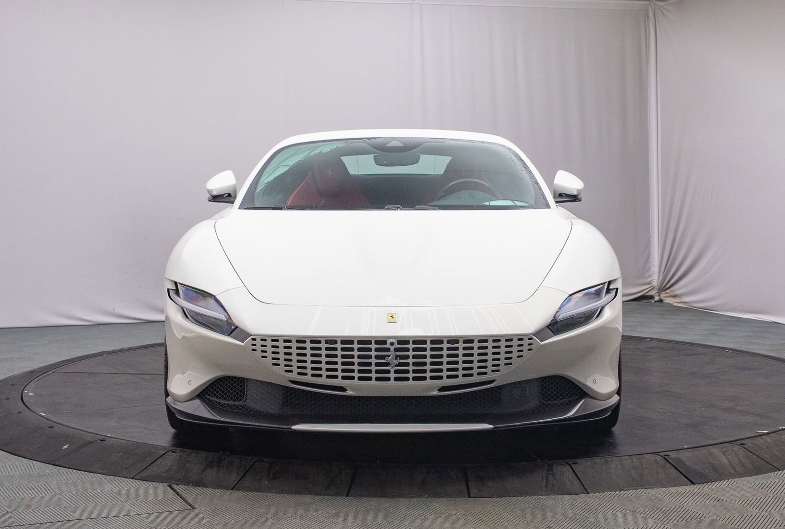 Certified 2024 Ferrari Roma image 5