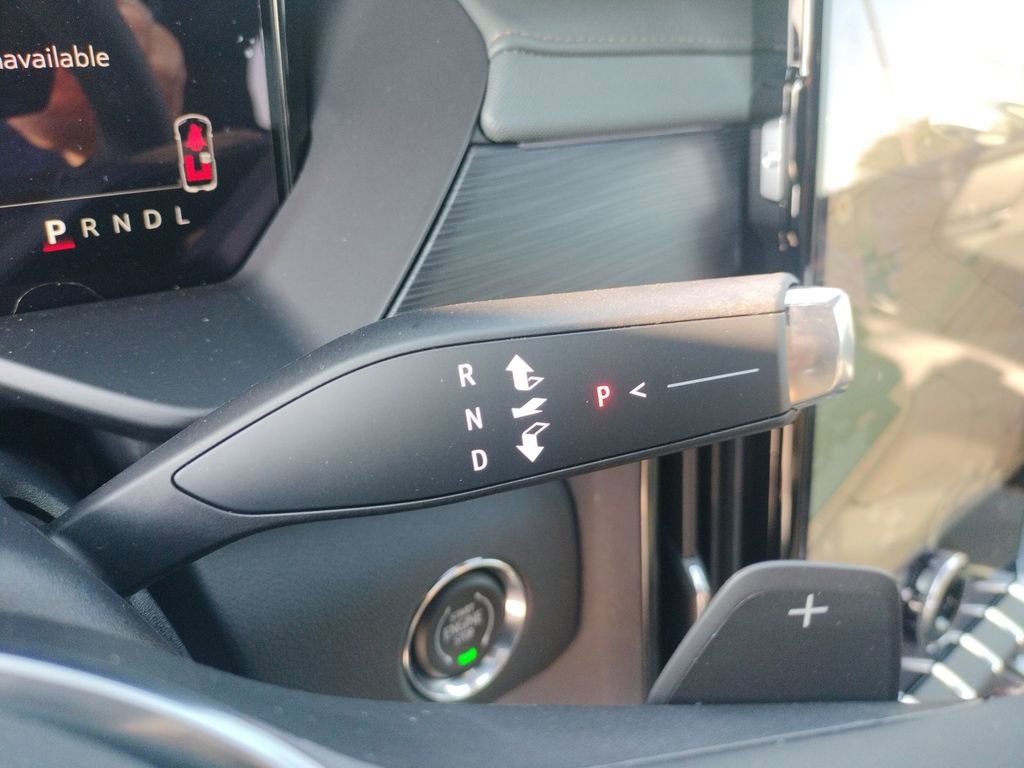 New 2026 GMC Acadia AT4 w/ LPO, Floor Liner Package image 17