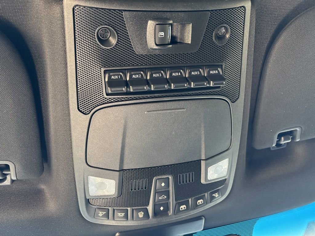 Used 2019 Ford F250 Platinum w/ Platinum Ultimate Package AWD/4WD image 30