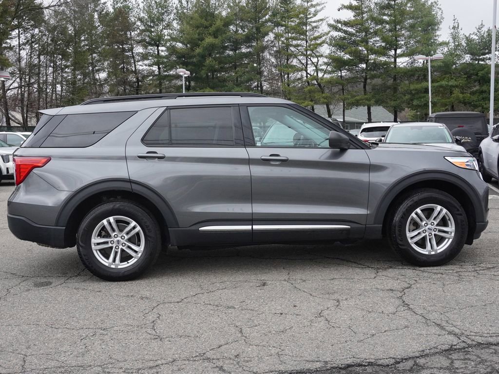 Used 2023 Ford Explorer XLT w/ Equipment Group 202A image 17