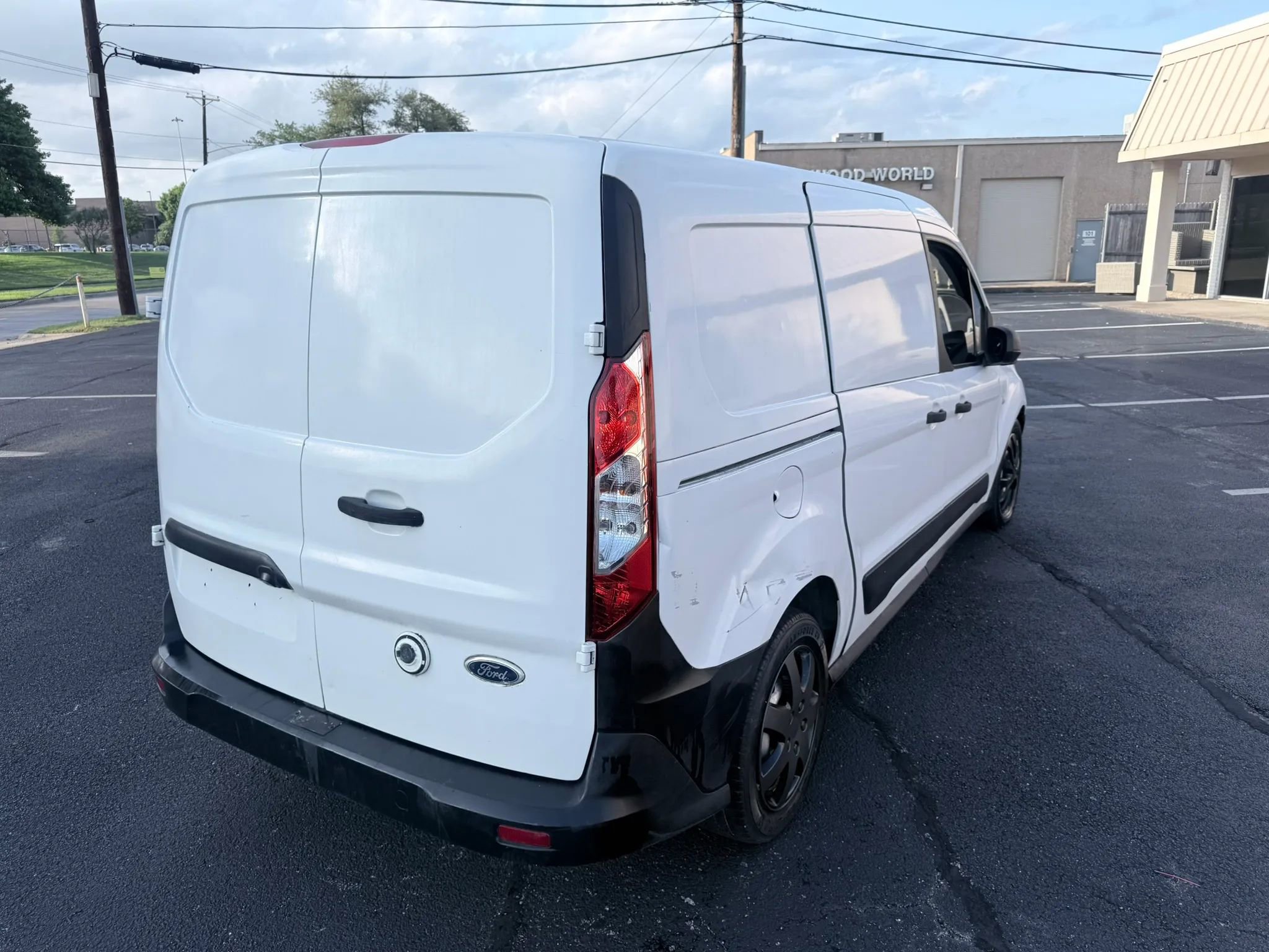 Used 2014 Ford Transit Connect XL FWD image 3