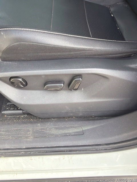 Used 2019 Volkswagen Tiguan SE w/ Panoramic Sunroof Package FWD image 14