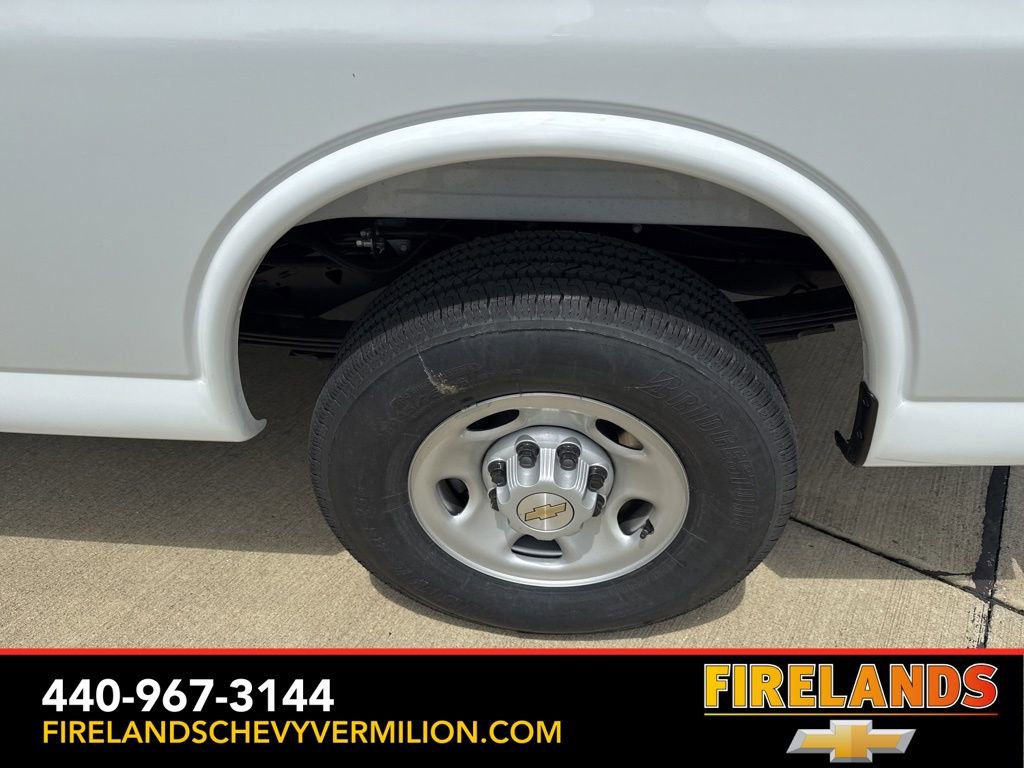 New 2025 Chevrolet Express 2500 w/ Driver Convenience Package image 36