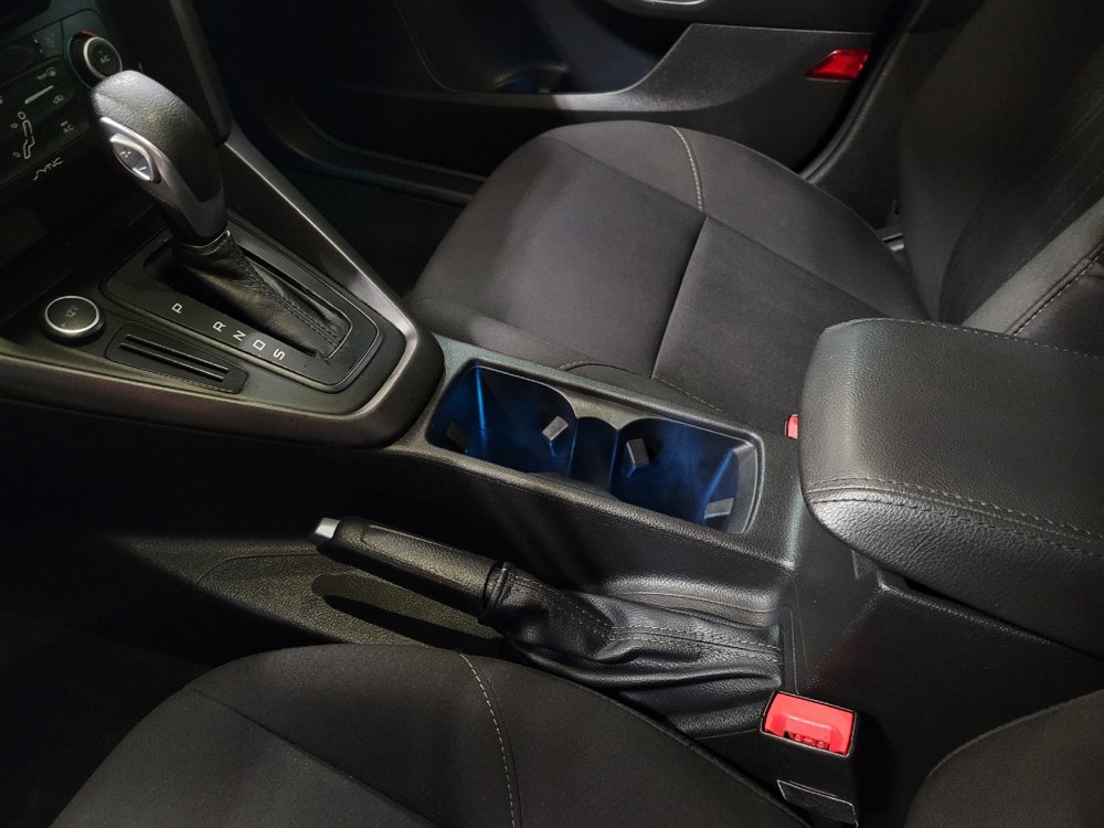 Used 2017 Ford Focus SEL FWD image 26