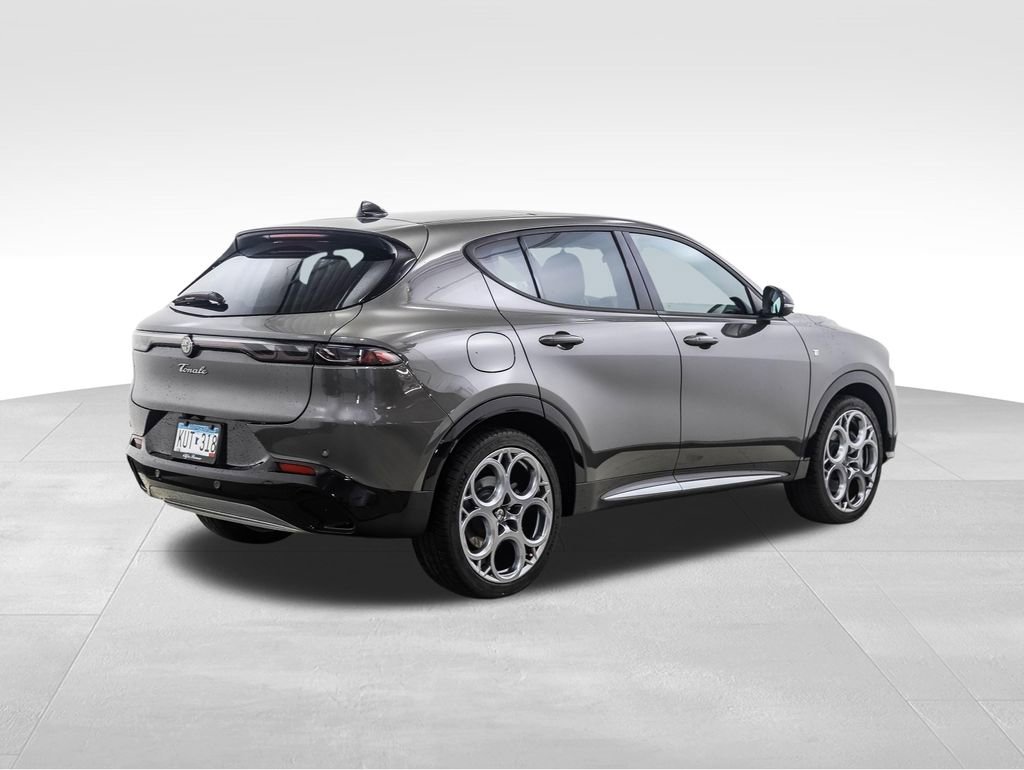 Used 2024 Alfa Romeo Tonale Ti image 5