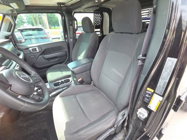 Used 2023 Jeep Gladiator Sport AWD/4WD image 15