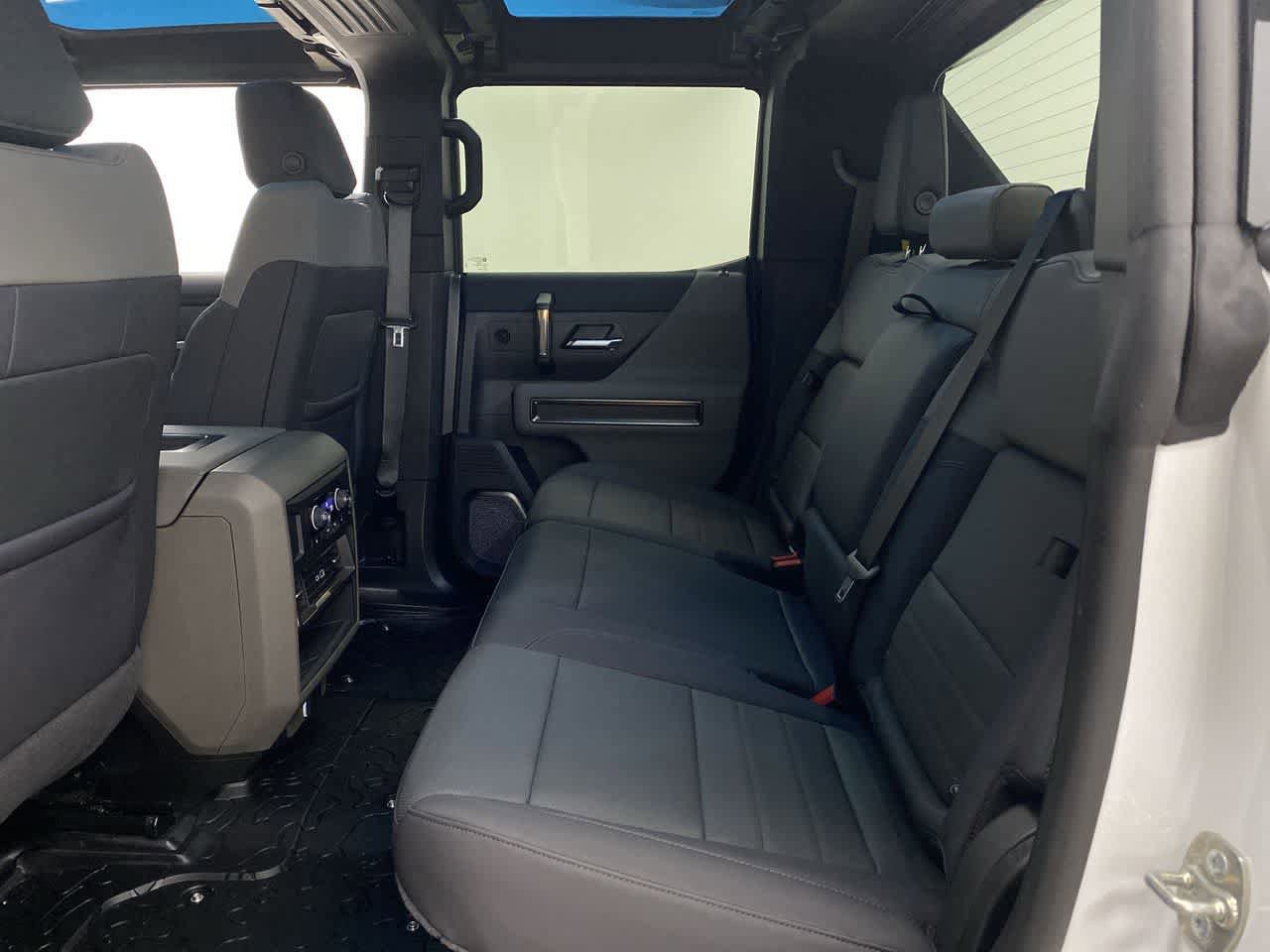 Used 2024 GMC Hummer EV 3X w/ Battery Pack, 24 Module Pack AWD/4WD image 16