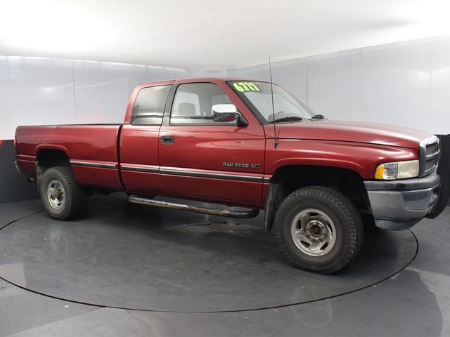Used 1997 Dodge Ram 2500 Truck 4x4 Club Cab image 2