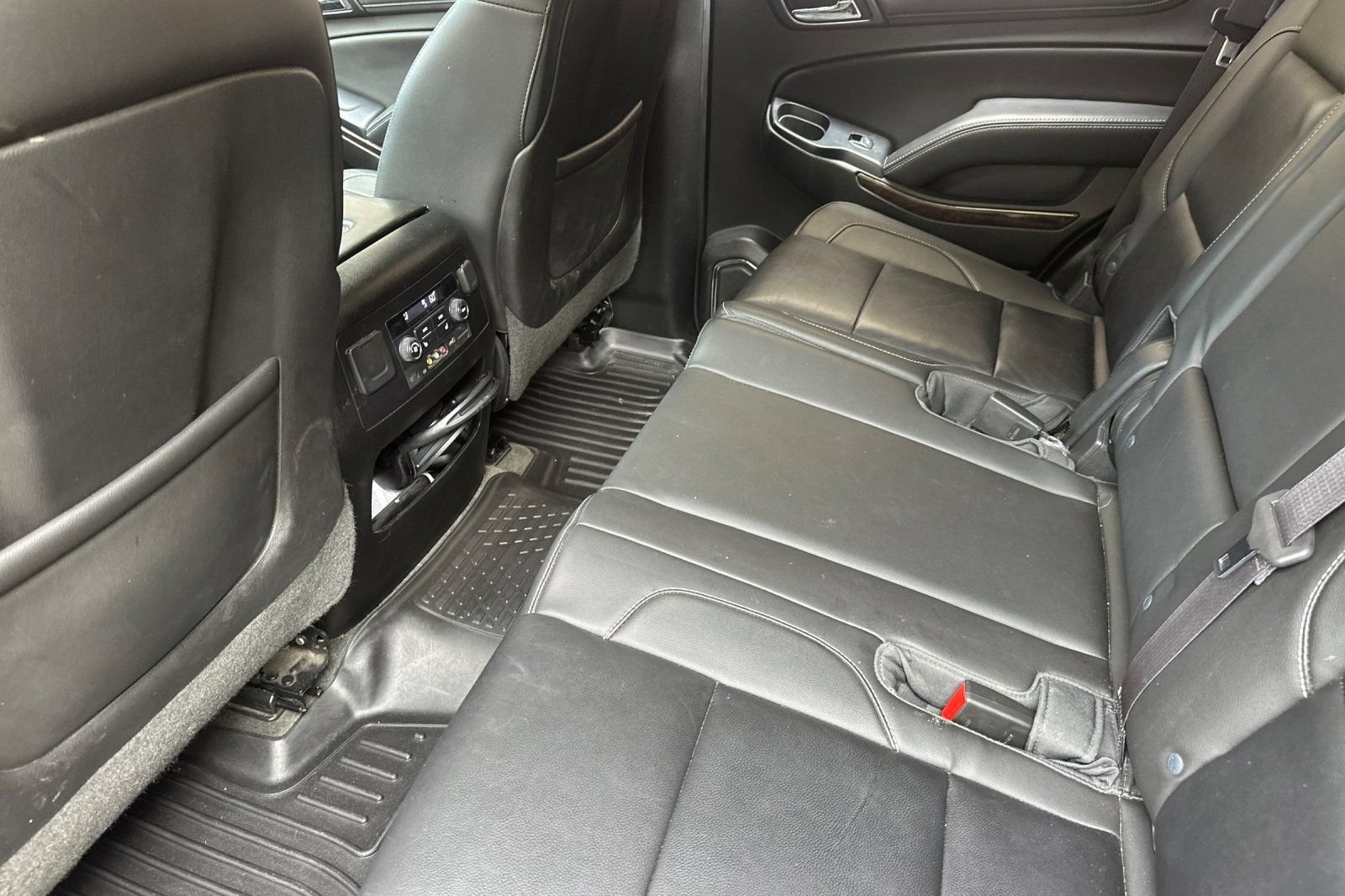 Used 2015 Chevrolet Tahoe LT RWD image 15