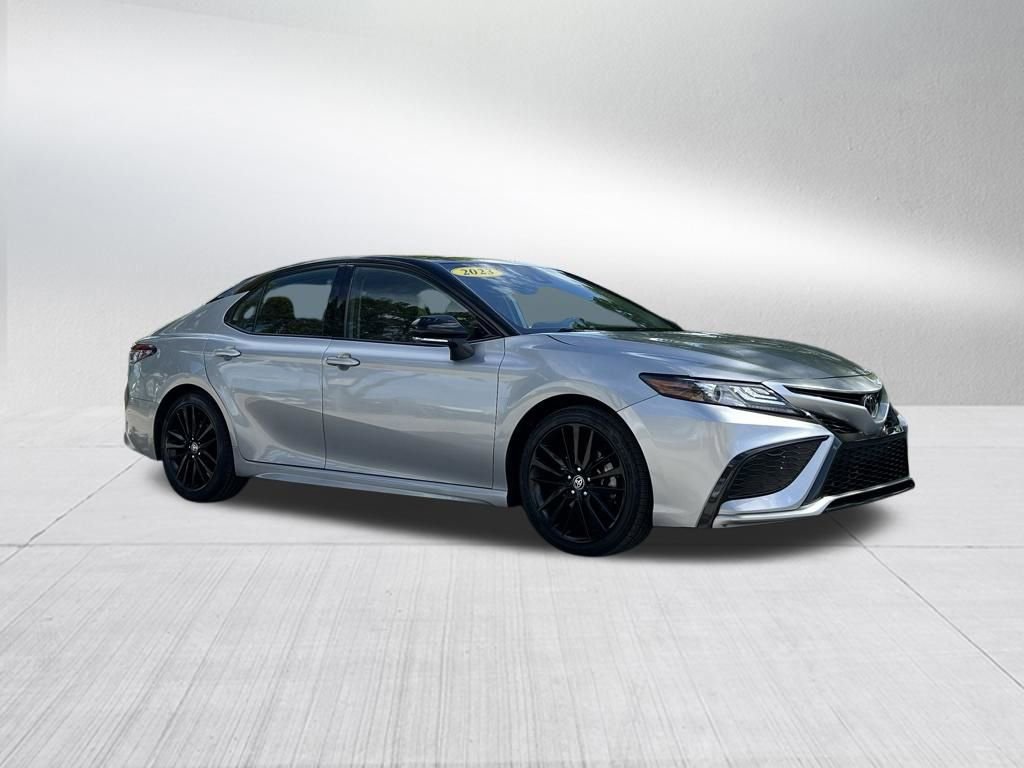 Used 2023 Toyota Camry XSE FWD image 3