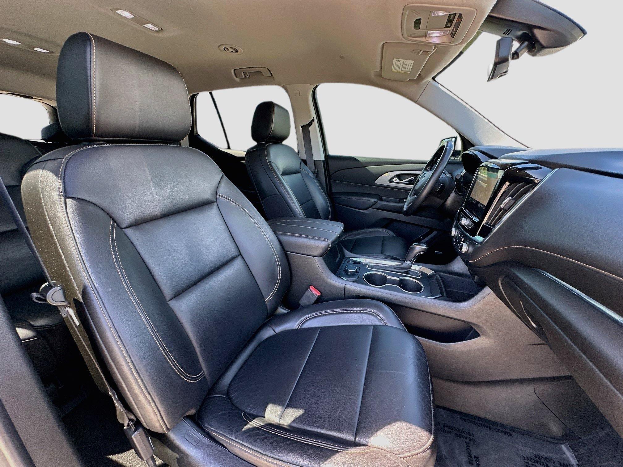 Used 2020 Chevrolet Traverse RS FWD image 29