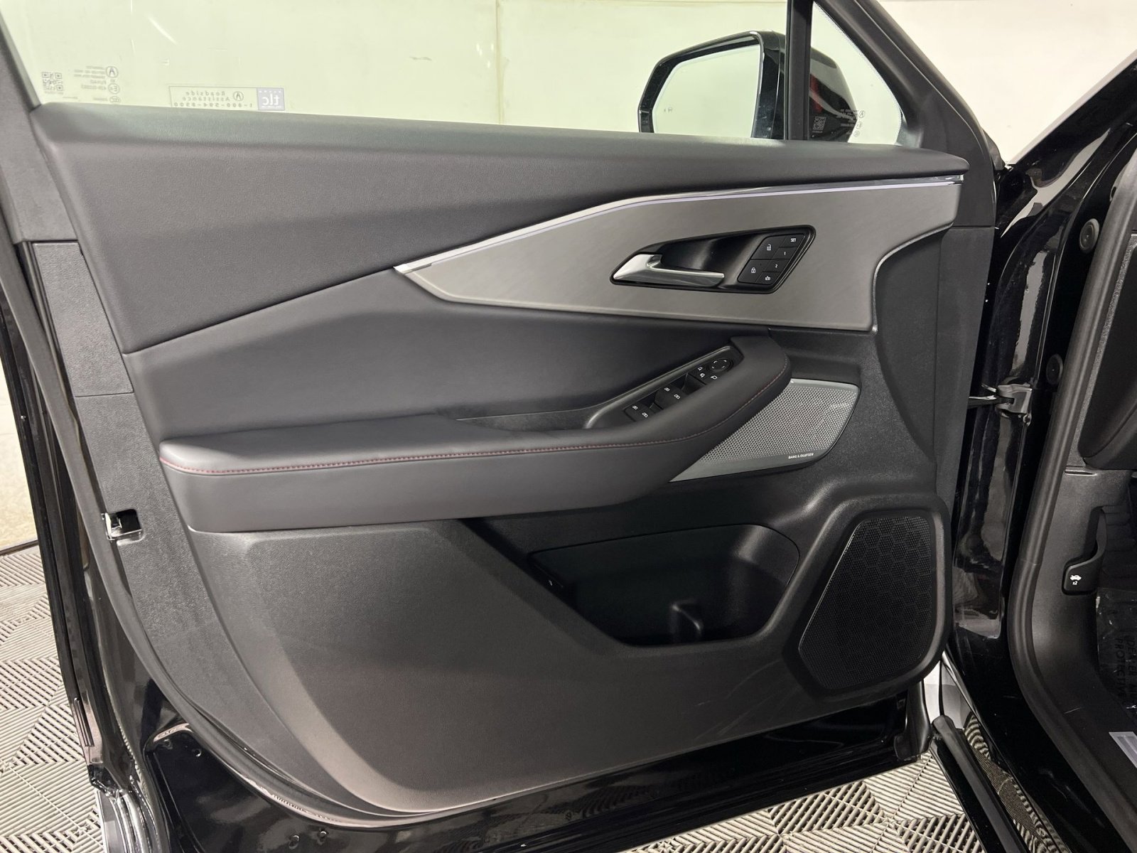 Used 2024 Acura ZDX Type S image 14