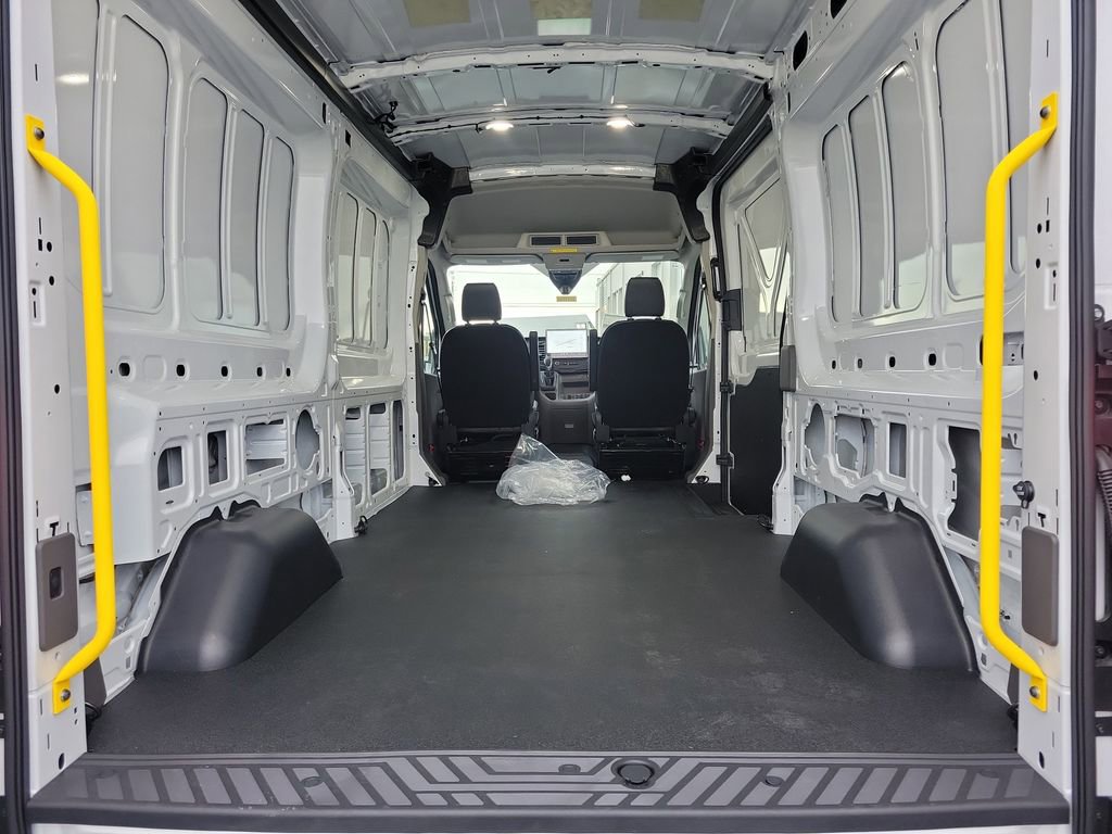 New 2026 Ford Transit 250 148 Medium Roof image 11