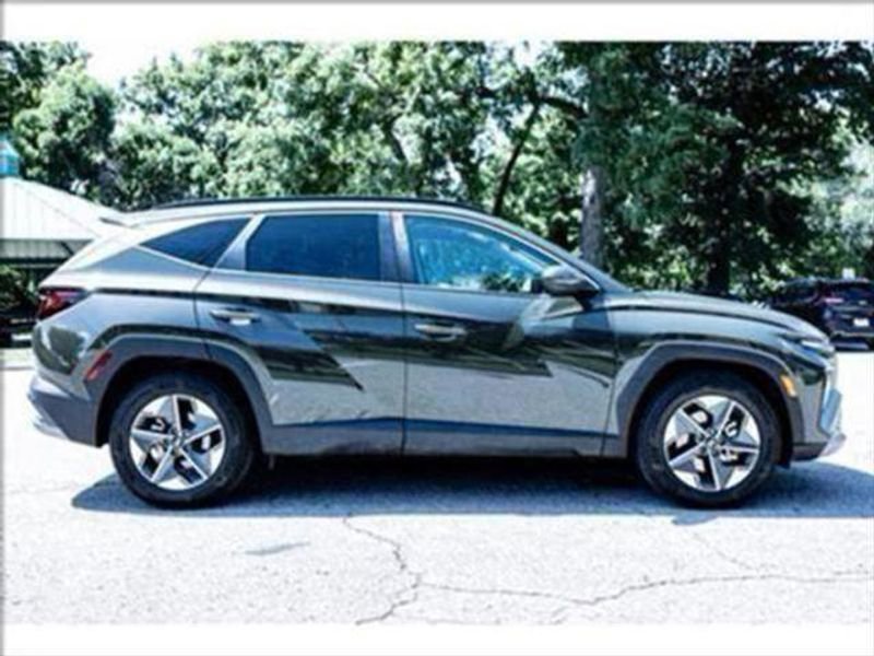 New 2025 Hyundai Tucson SEL image 7