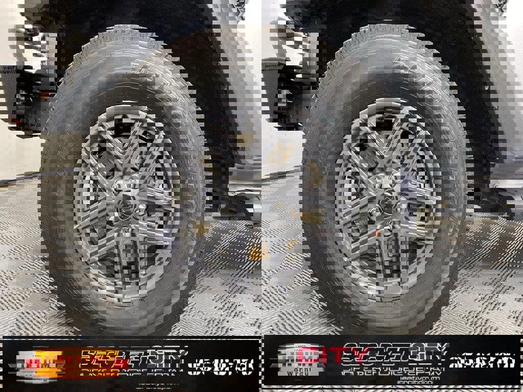 Used 2020 Jeep Gladiator Sport w/ Quick Order Package 24S image 9