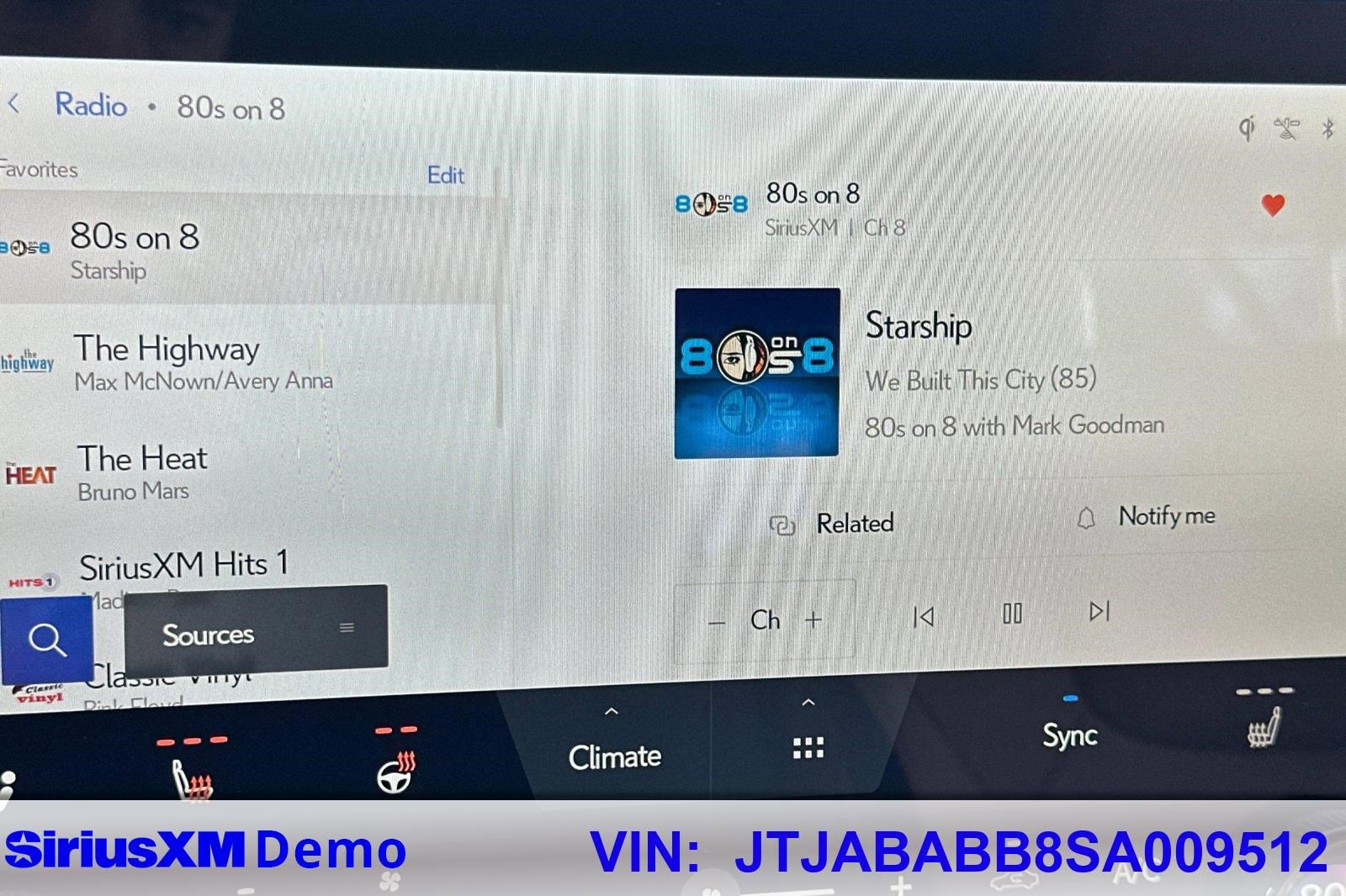 Certified 2025 Lexus RZ 300e w/ Accessory Package (2T) image 39