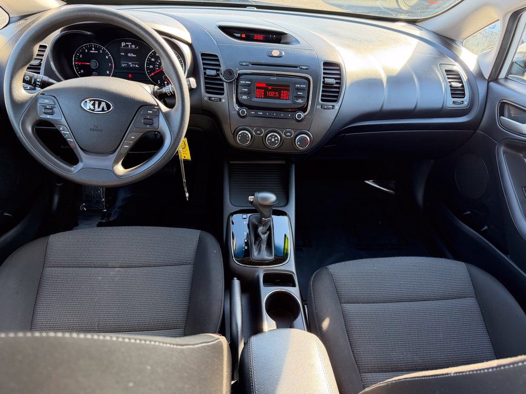 Used 2017 Kia Forte LX FWD image 18