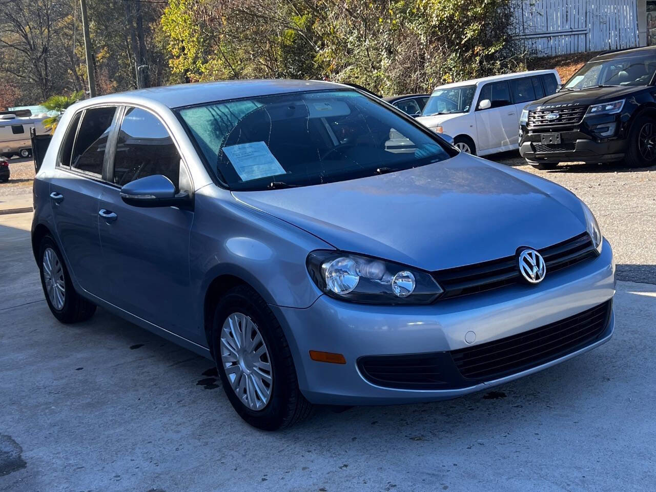Used 2010 Volkswagen Golf 4-Door image 9