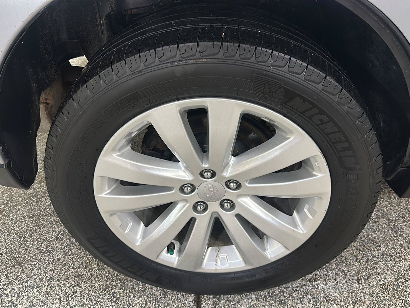 Used 2013 Subaru Forester 2.5X Premium AWD/4WD image 10