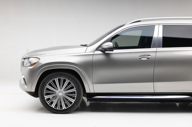 Used 2022 Mercedes-Benz Maybach GLS 600 4MATIC image 17