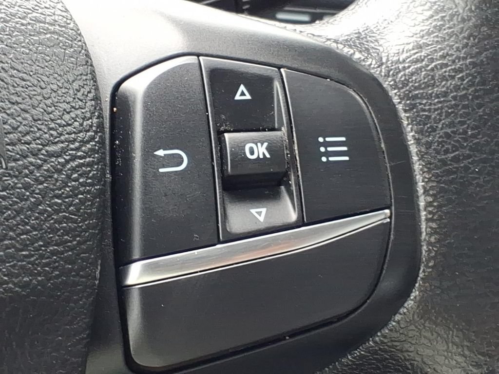 Used 2020 Ford Transit 150 Low Roof RWD image 10