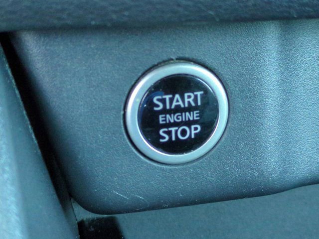 Certified 2023 Nissan Rogue SV FWD image 27