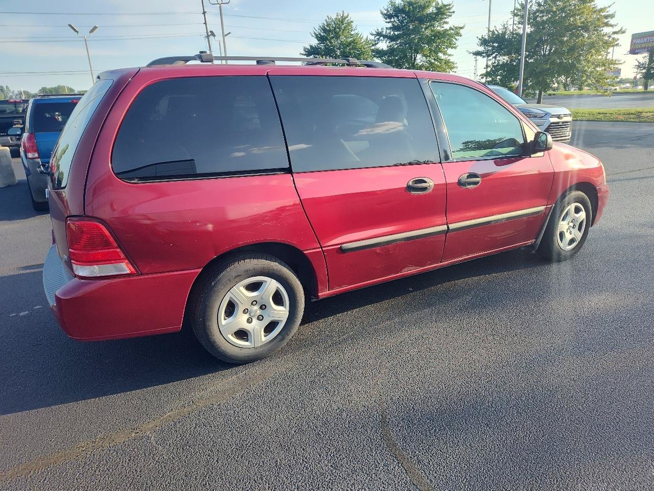 Used 2005 Ford Freestar SE FWD image 7