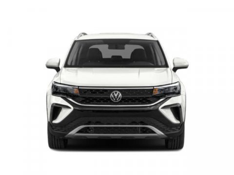 Used 2023 Volkswagen Taos SE w/ Panoramic Sunroof Package FWD image 7