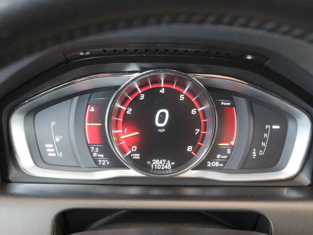 Used 2015 Volvo XC60 T5 w/ Protection Package AWD/4WD image 22