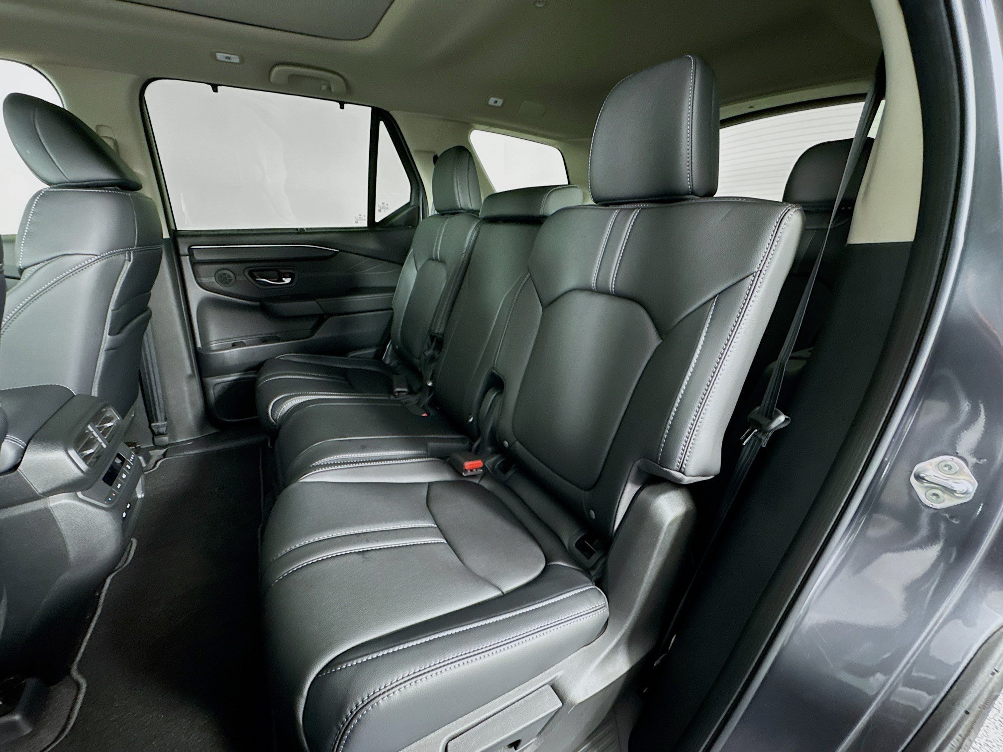 New 2026 Honda Pilot Touring image 26