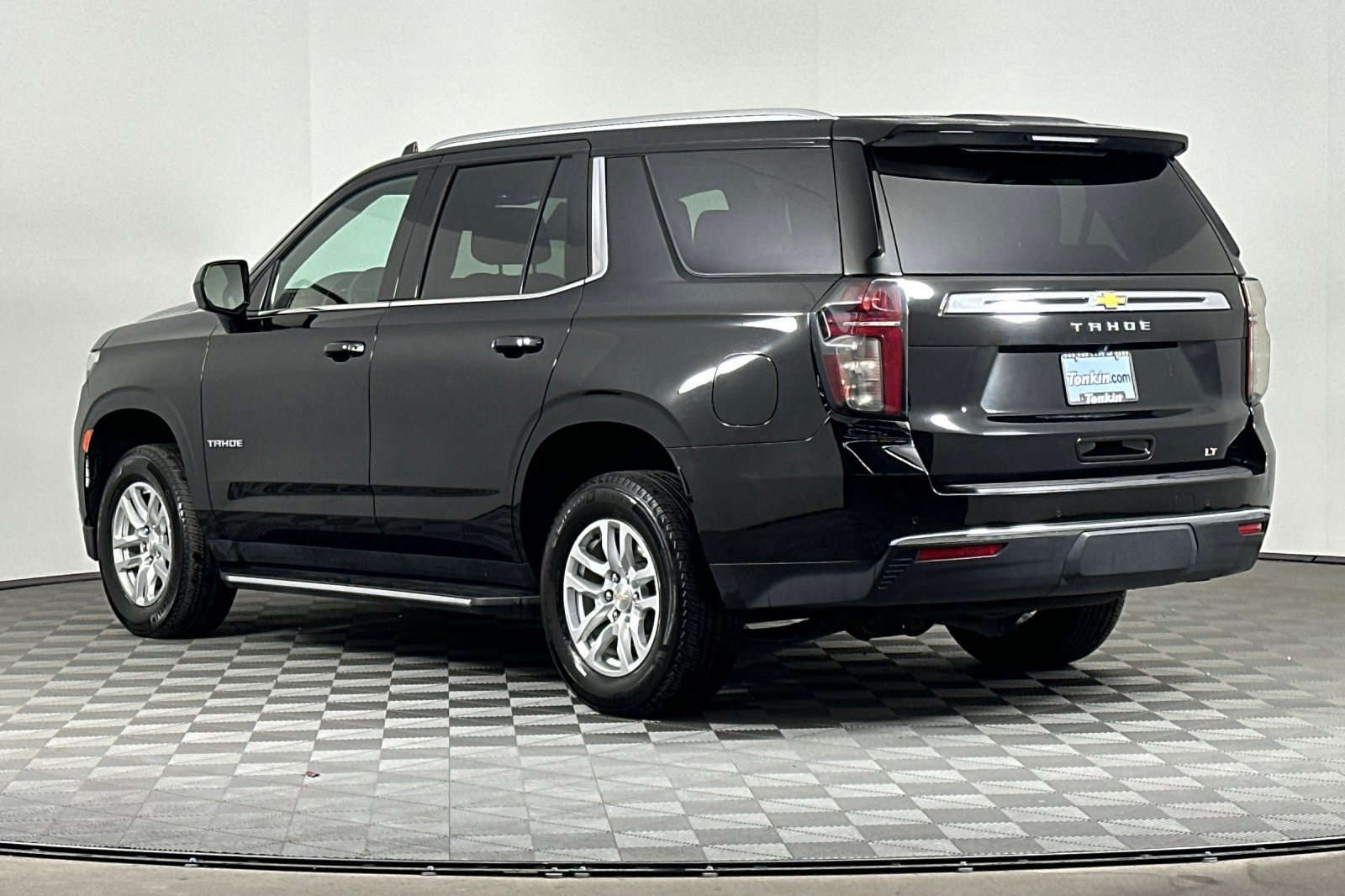 Used 2024 Chevrolet Tahoe LT image 7