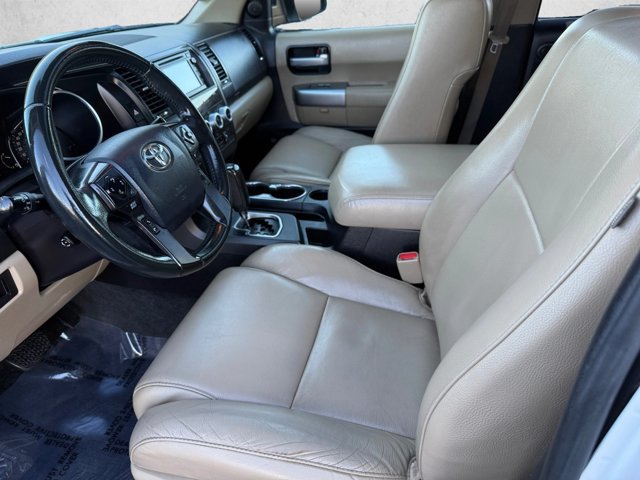 Used 2018 Toyota Sequoia Limited w/ Safety & Convenience Package AWD/4WD image 10