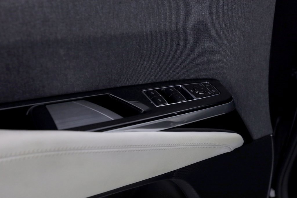Used 2025 Cadillac Escalade V image 20