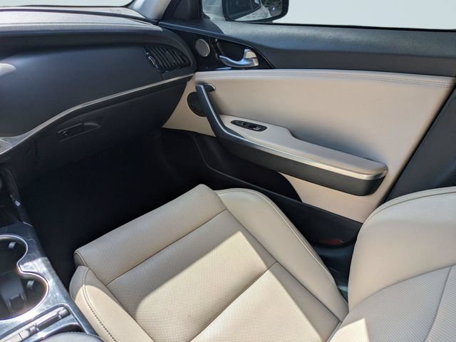 Used 2019 Kia Stinger Premium RWD image 17