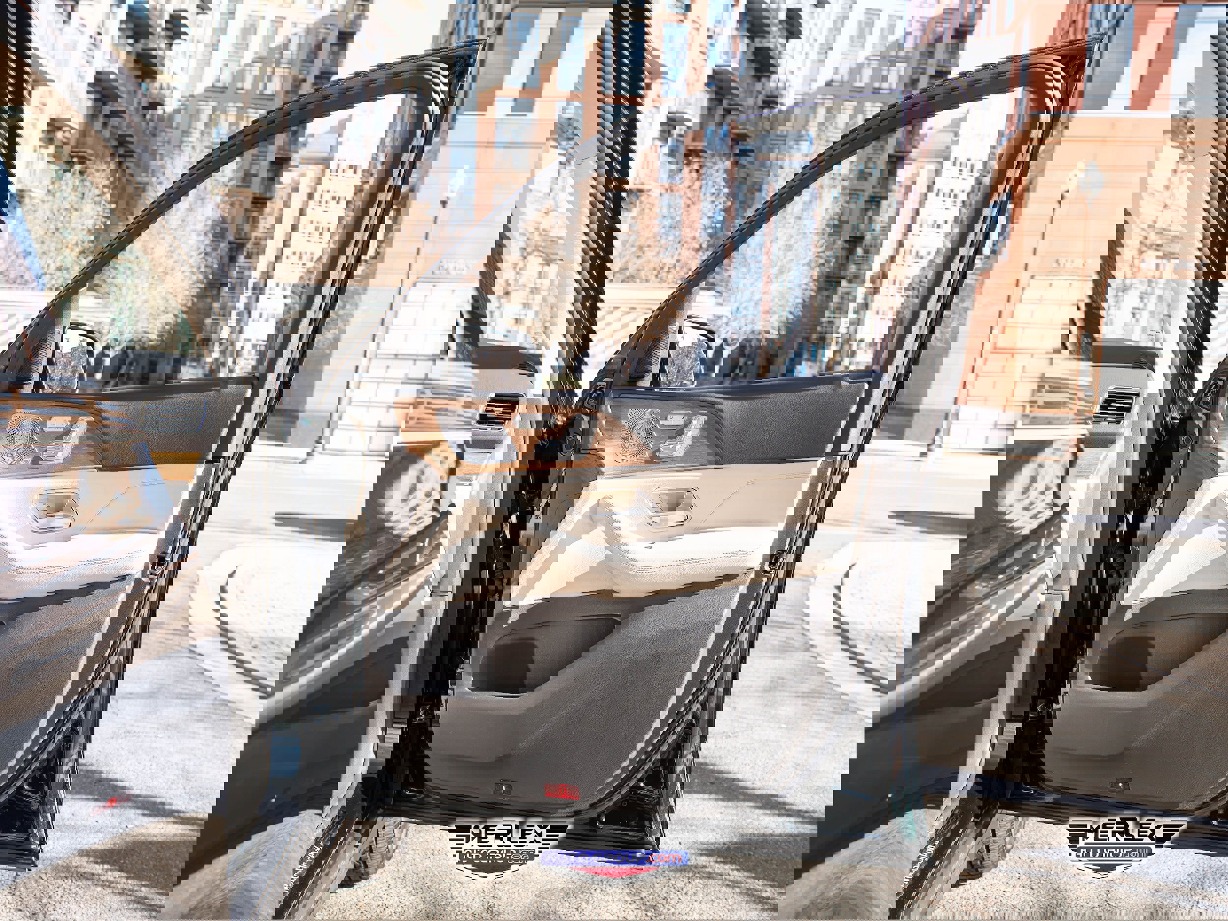 Used 2020 Mercedes-Benz GLS 450 4MATIC w/ Convenience Package image 39