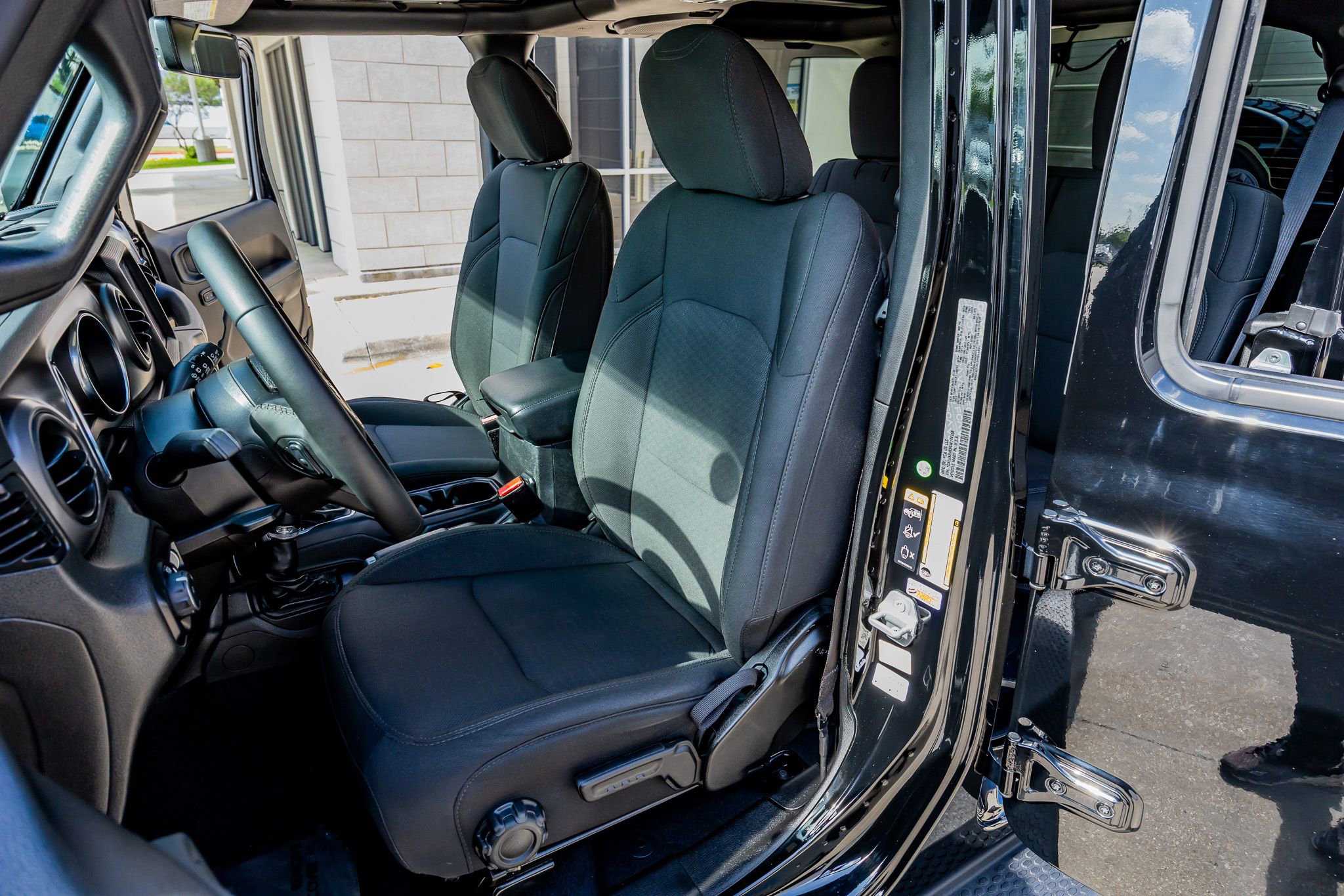 Used 2022 Jeep Wrangler Unlimited Sport w/ Sun And Sound Package AWD/4WD image 29