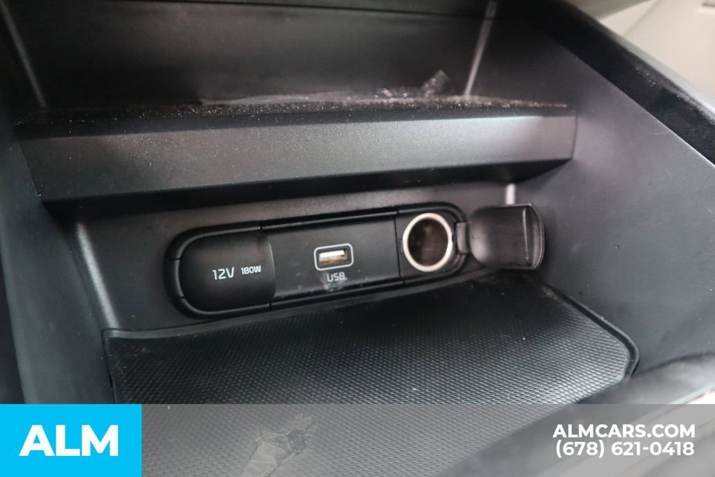 Used 2020 Kia Soul LX FWD image 31