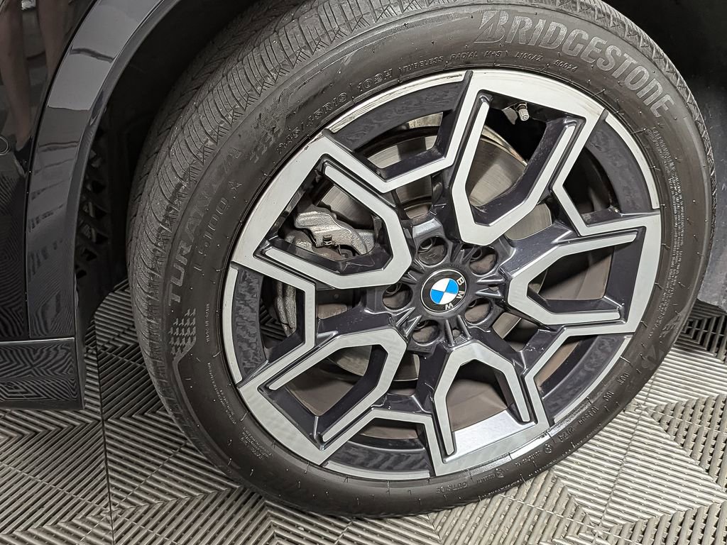 Used 2025 BMW X1 xDrive28i w/ Technology Package image 46
