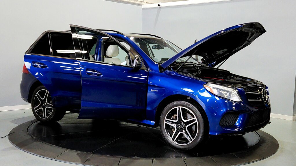 Used 2018 Mercedes-Benz GLE 43 AMG 4MATIC w/ Premium 3 Package image 9