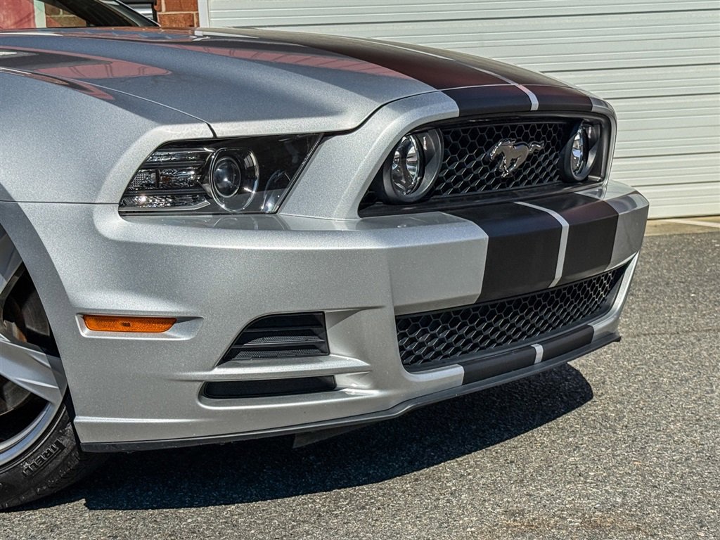Used 2013 Ford Mustang GT Premium w/ GT Coupe Accessory Pkg 5 image 30