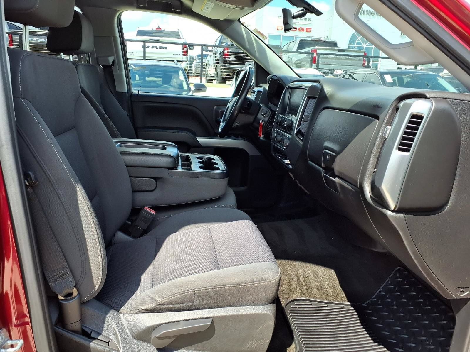 Used 2018 Chevrolet Silverado 1500 LT w/ All Star Edition AWD/4WD image 18