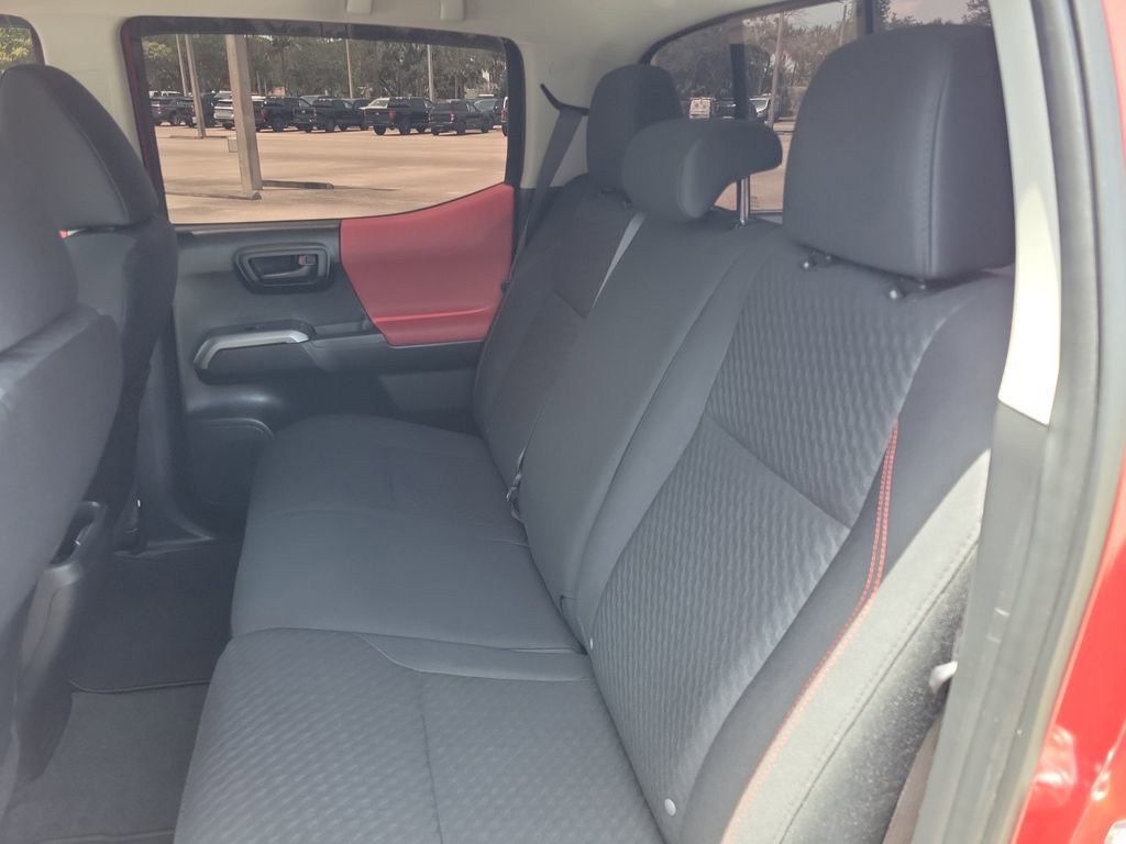 Used 2022 Toyota Tacoma SR5 w/ Technology Package RWD image 12