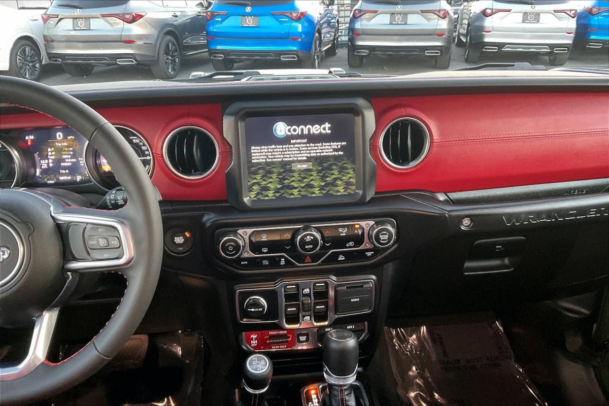 Used 2023 Jeep Wrangler Unlimited Rubicon 4xe AWD/4WD image 6
