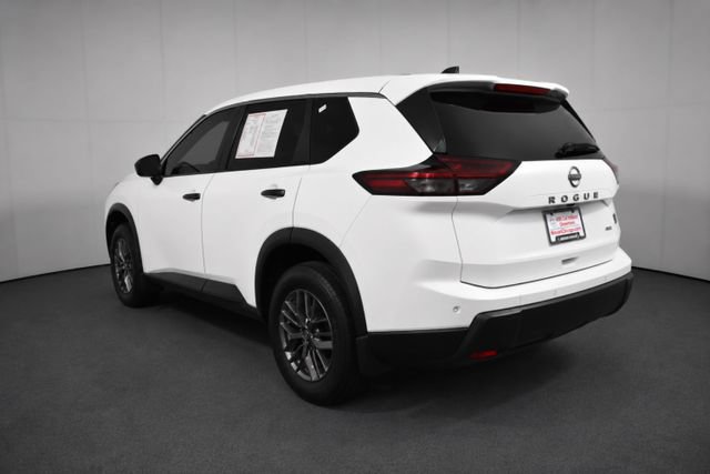 Certified 2025 Nissan Rogue S AWD/4WD image 6
