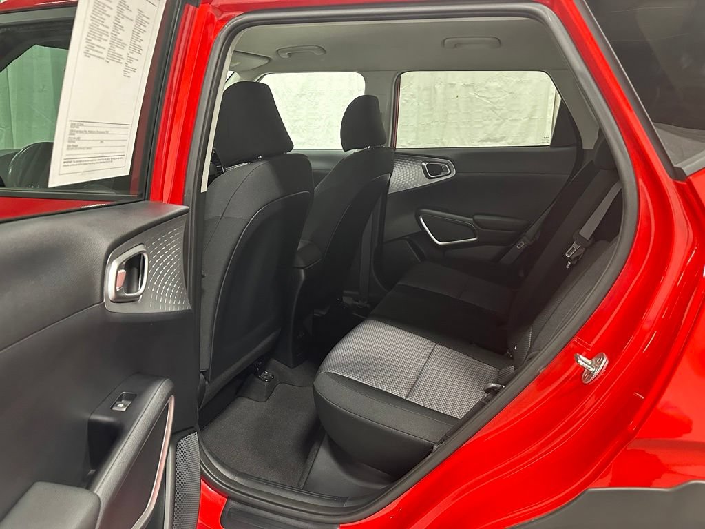 Used 2022 Kia Soul X-Line FWD image 39