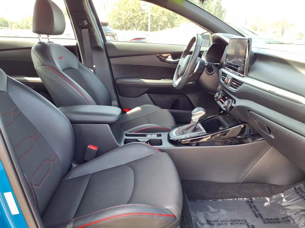 Certified 2023 Kia Forte GT FWD image 10